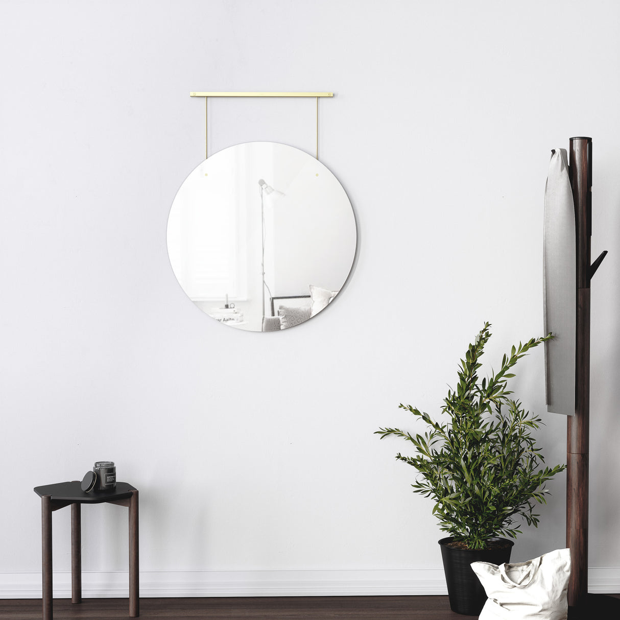 Wall Mirrors | color: Brass | https://player.vimeo.com/video/438002612