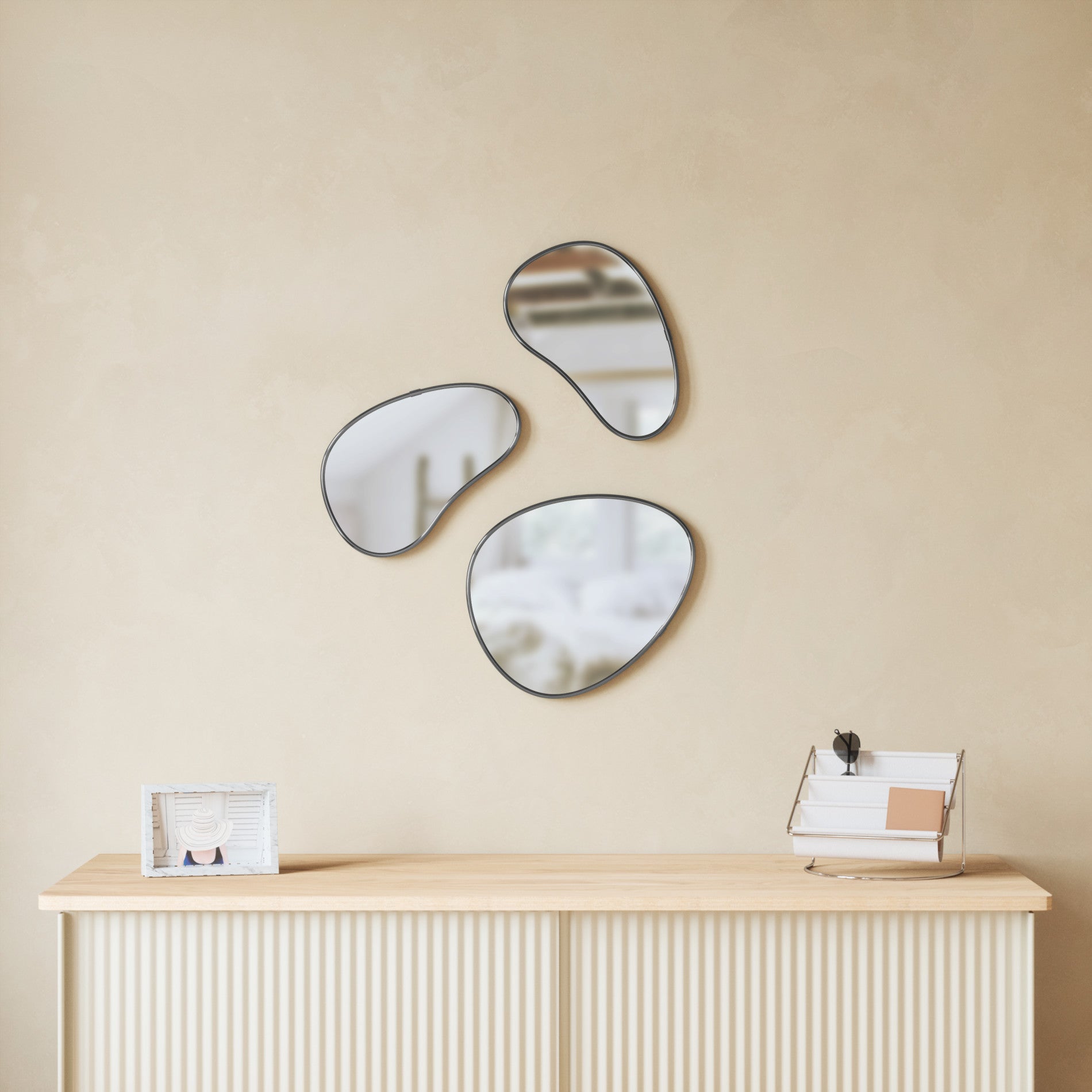 BoConcept Pebble Mirror 2個セット 鏡 ミラー Modern Wall Mirror - Pebble | Organic Shaped Mirror by Umbra