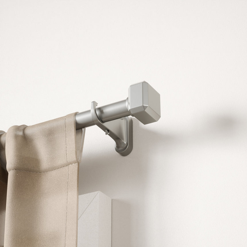 | color: Nickel-Steel | size: 42-120" (107-305 cm) | diameter: 1" (2.5cm)